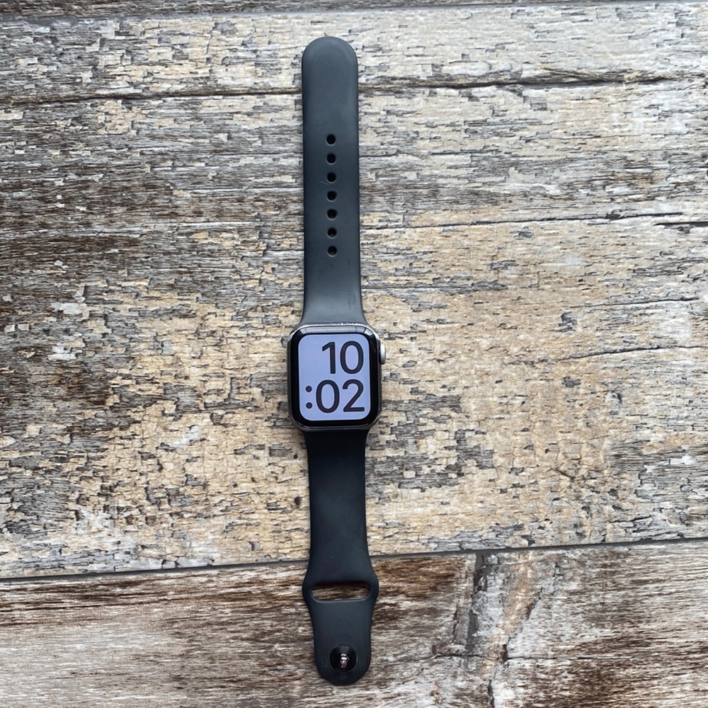 Perfect Condition Apple Watch Series 4